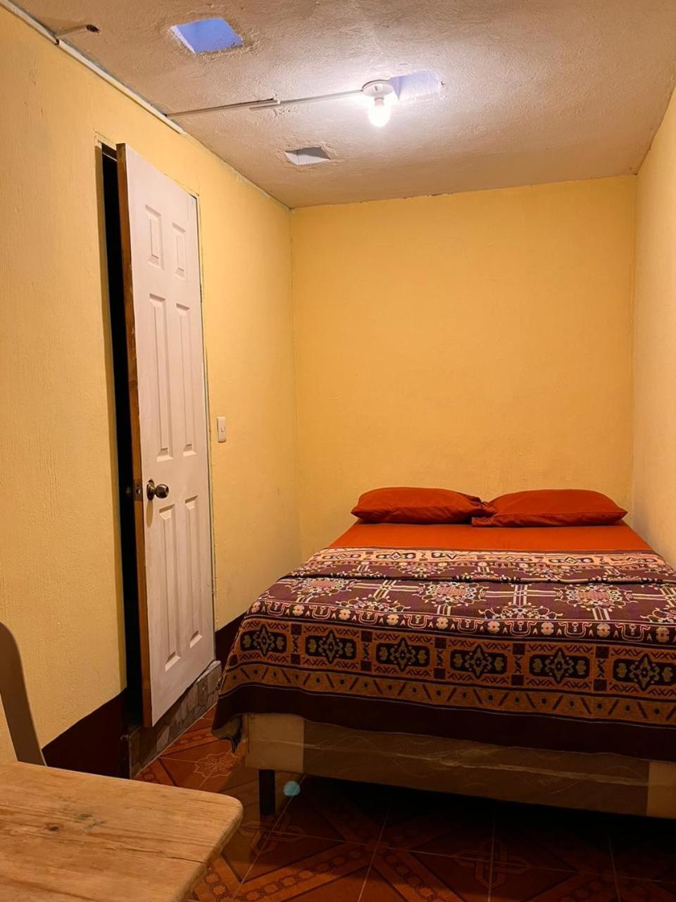 Hotel Canaan La Aurora Guatemala Exterior foto